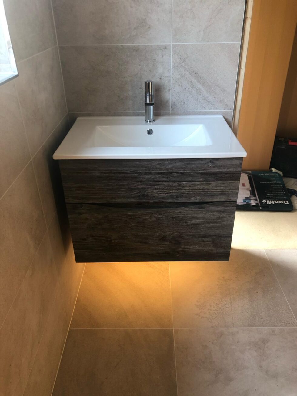 Completed bathroom fitting